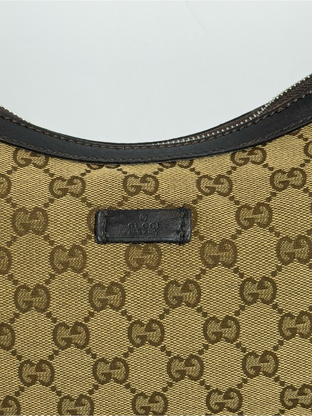 Gucci Tan/Brown GG Canvas Crossbody with Bee Charm - Picture 5 of 14